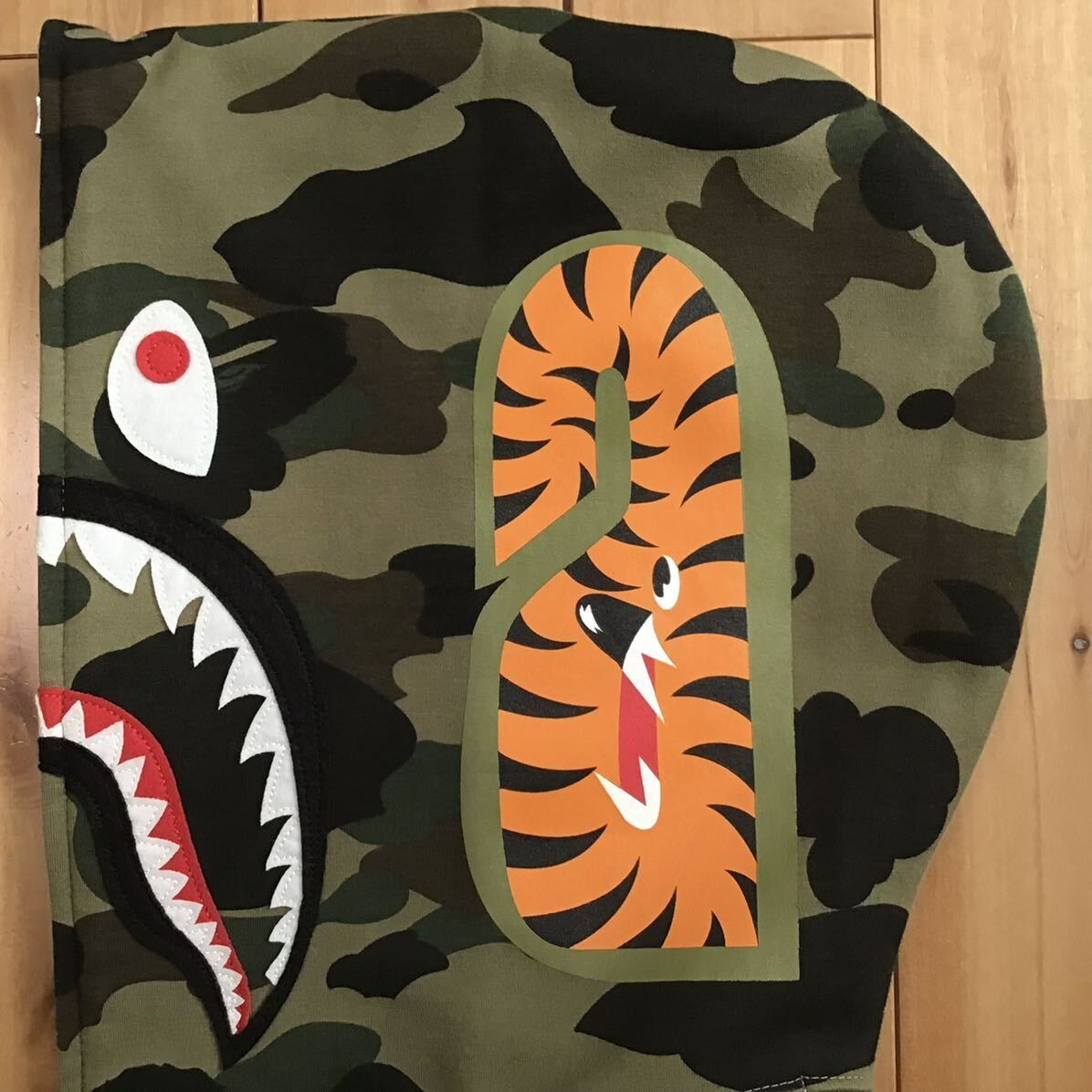 Windstopper 1st camo シャーク パーカー Sサイズ shark full zip