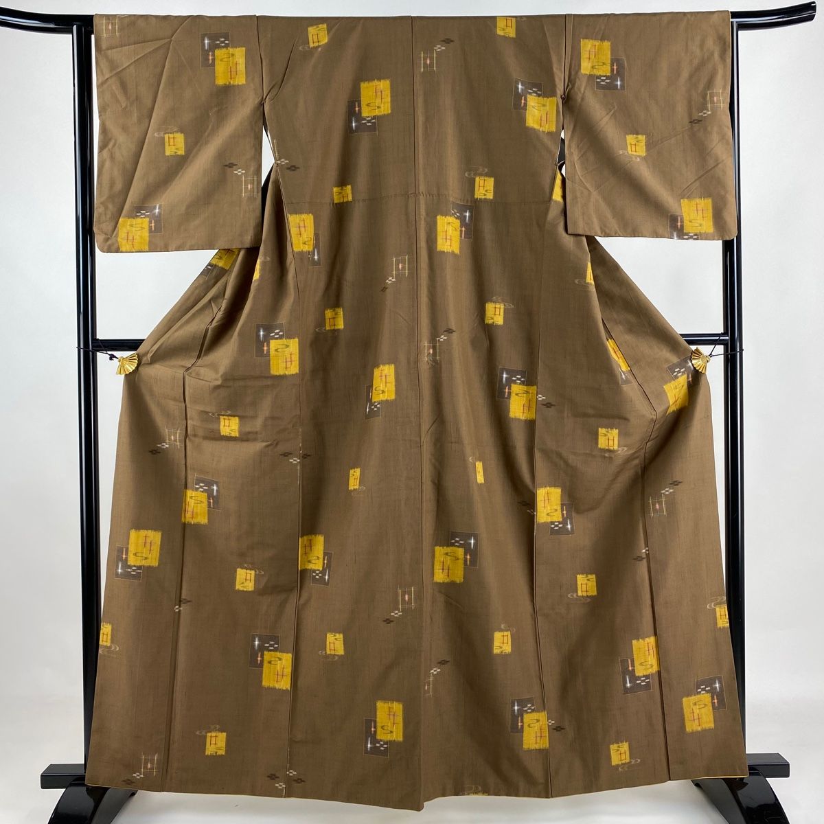 紬 身丈161cm 裄丈63.5cm S 袷 流水 色紙 茶色 正絹 名品
