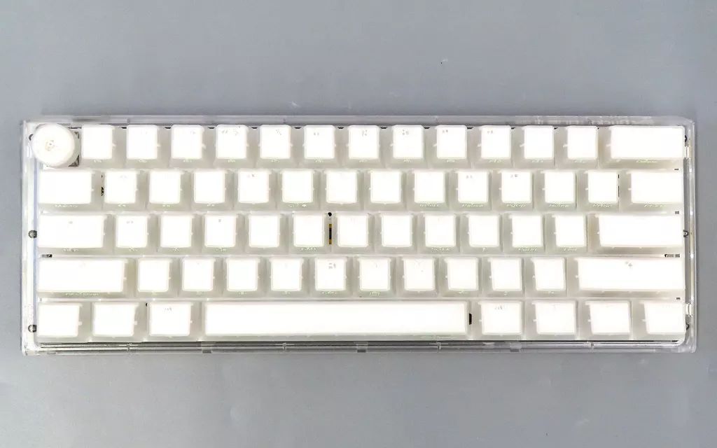 【】PCハード Ducky One 3 Mini 60％ keyboard Aura Edition Aura White [dk-one3-aura-white-rgb-mini]