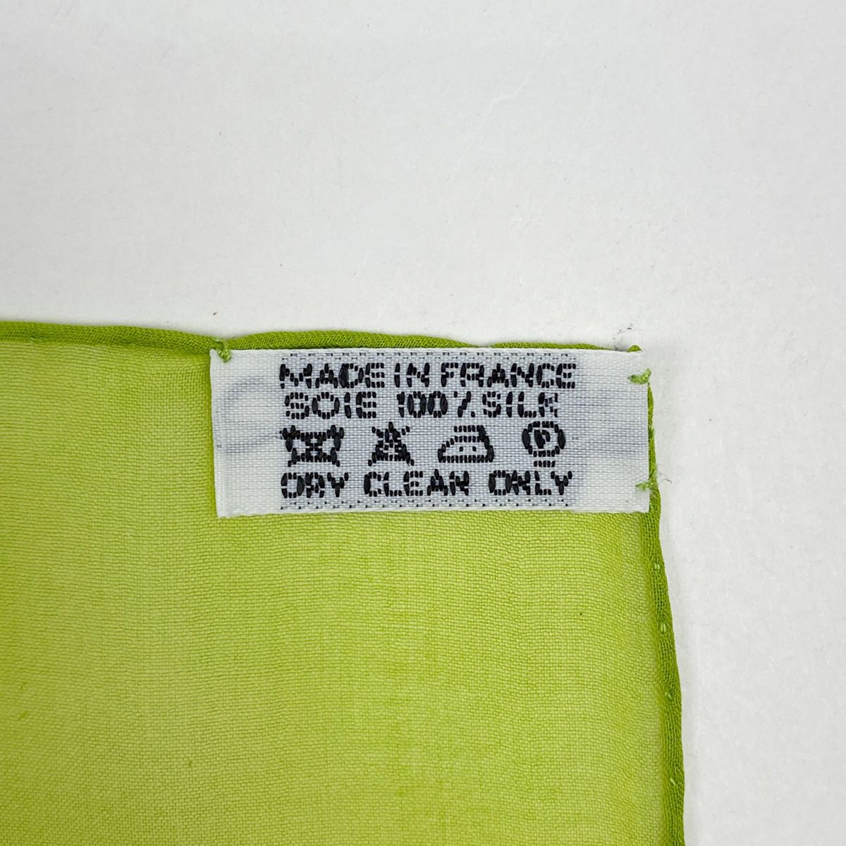 エルメス HERMES カレ 90 Le jeu des petits bonheurs 小さな幸せのゲーム シースルー シアー スカーフ シルク ライトグリーン マルチカラー レディース