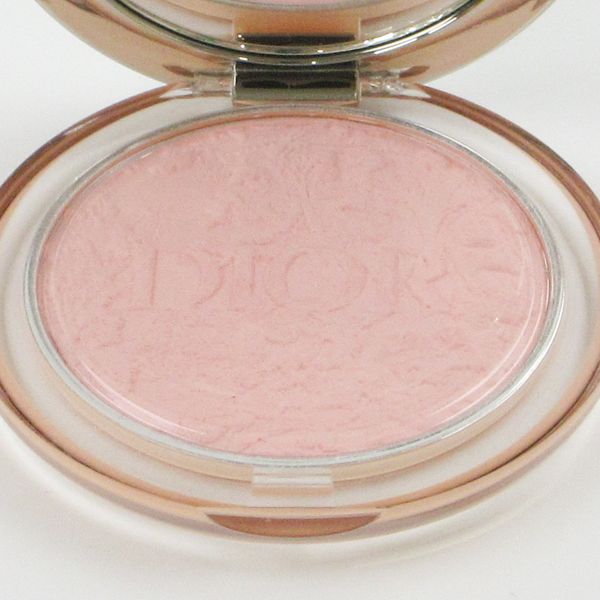 ディオールスキン ミネラル ヌード グロウパウダー03 ディオールスキン ミネラル ヌード グロウ パウダー 03 キャンディ
