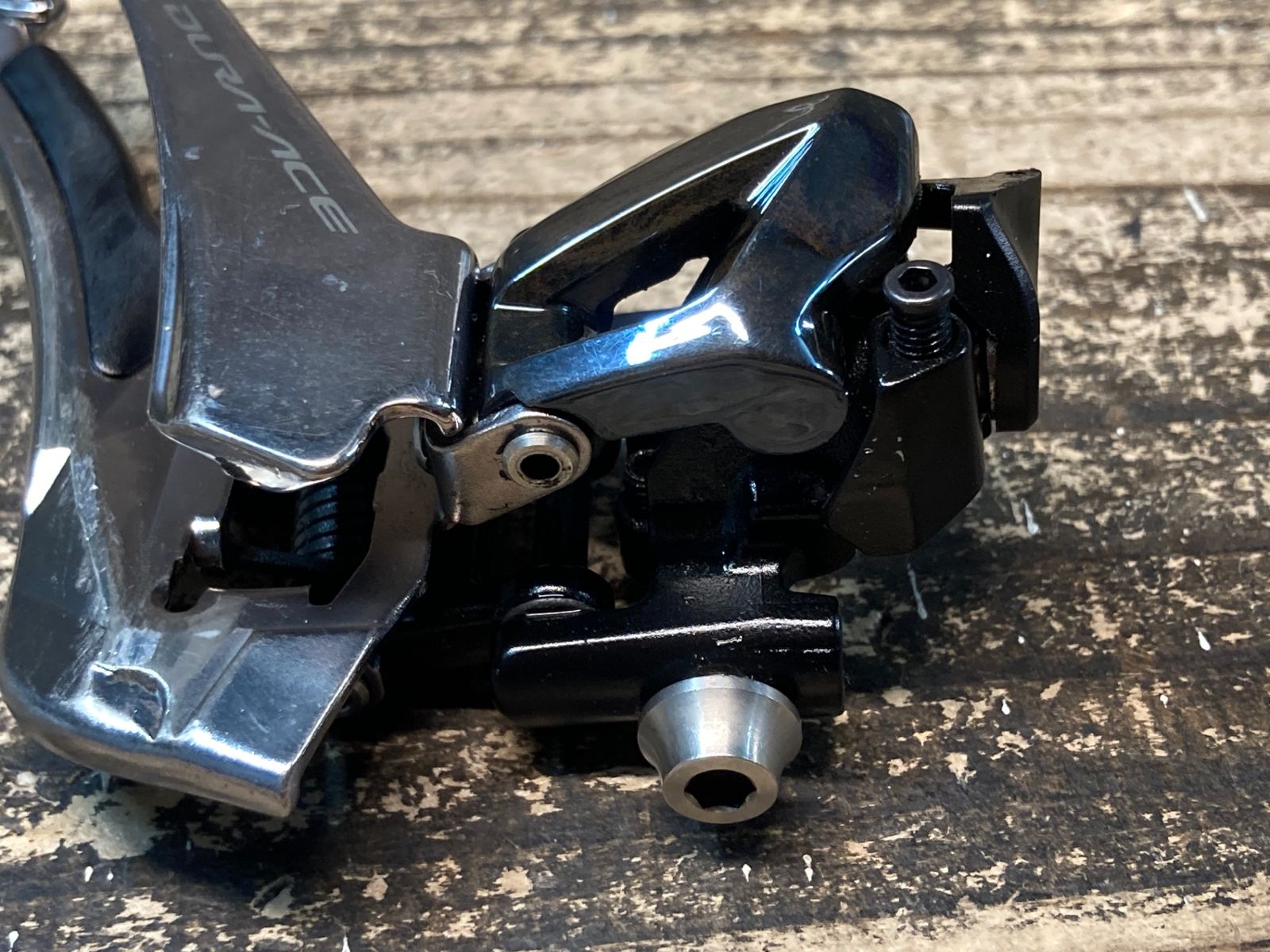 JD046 シマノ SHIMANO デュラエース DURA-ACE FD-R9100 フロント