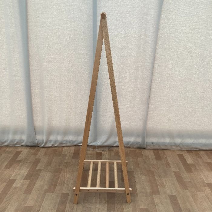 ベージュ