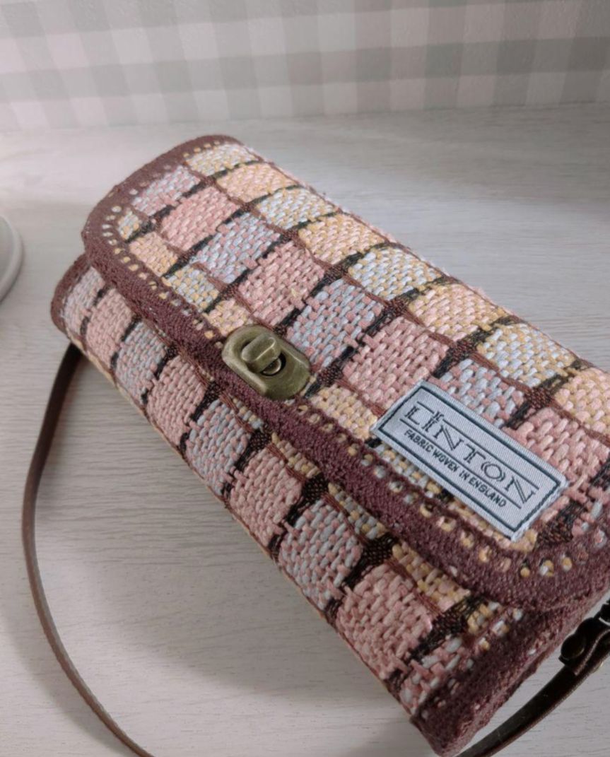 1点限定SALE・LINTON社製ツイードお財布バッグ(ニュアンスカラー)