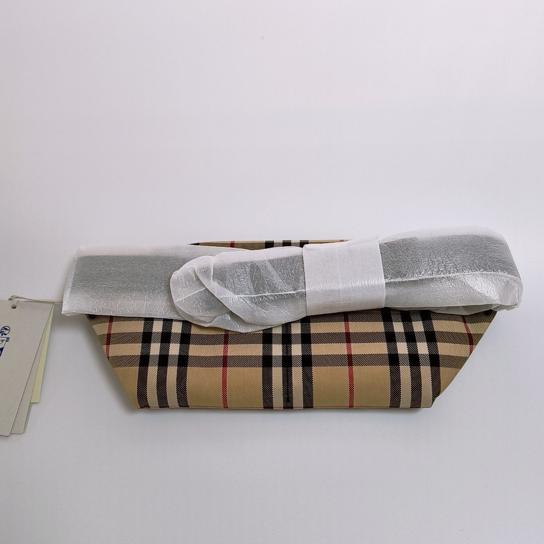 【新品未使用】BURBERRY スリム ベルトバッグ バーバリー チェック 新品未使用】BURBERRY スリム ベルトバッグ バーバリー チェック