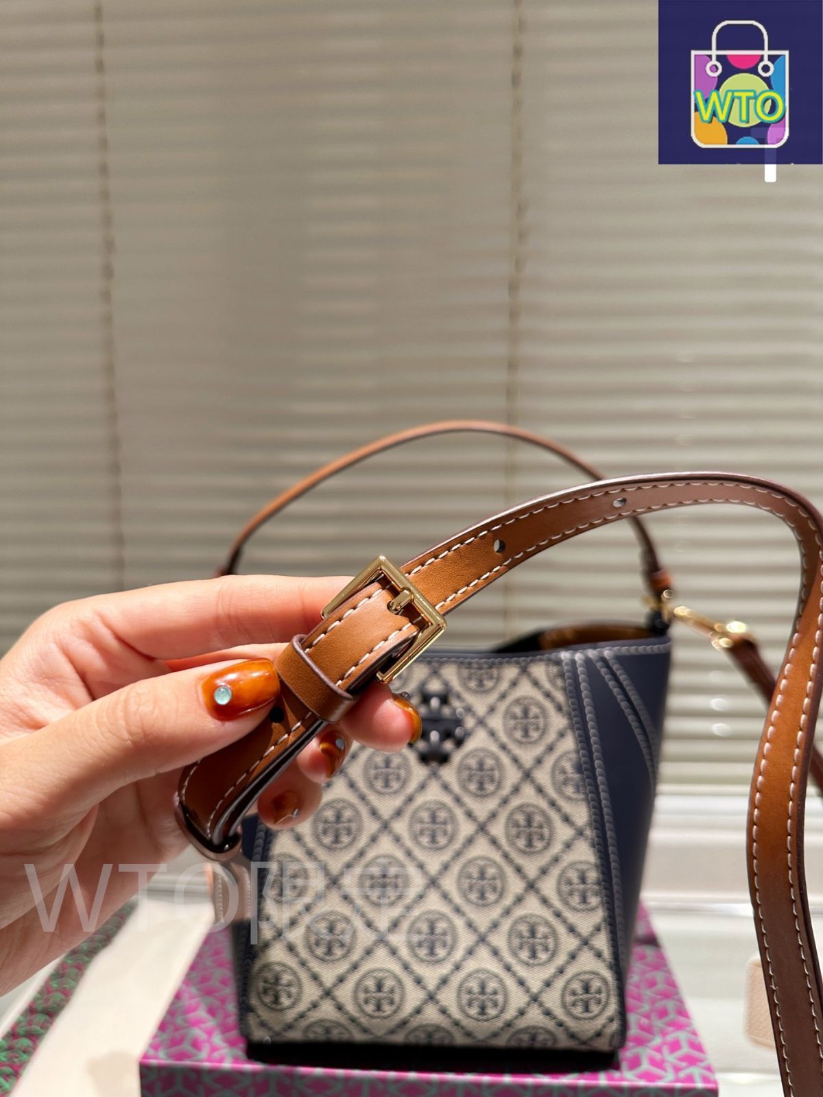 今日特価】Tory Burch トリー・バーチ バケットバッグ シリーズ
