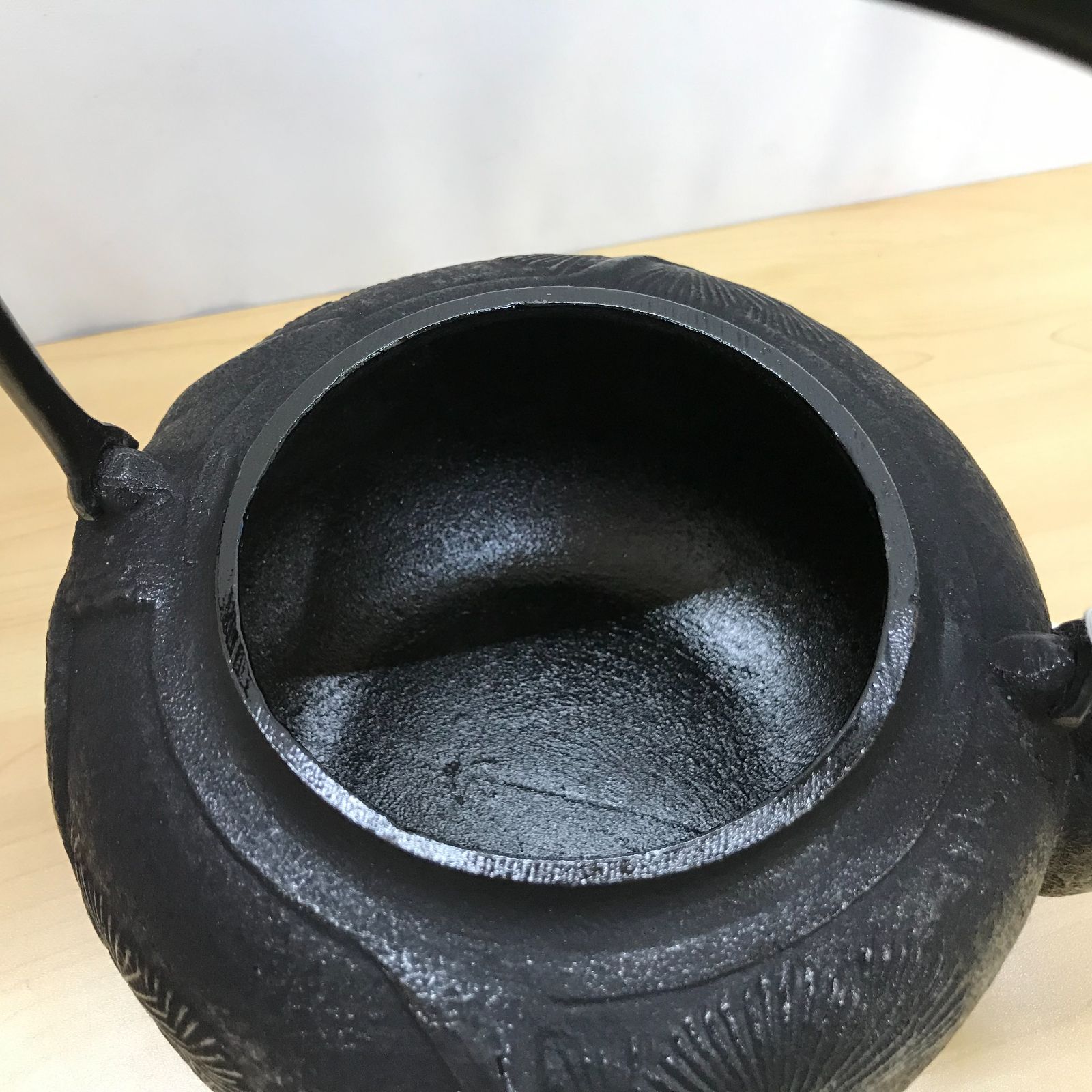 イ32鉄瓶『鬼霰紋南部鉄瓶』『在銘』急須茶道具煎茶道具 イ32鉄瓶『鬼霰紋南部鉄瓶』『在銘』急須茶道具煎茶道具