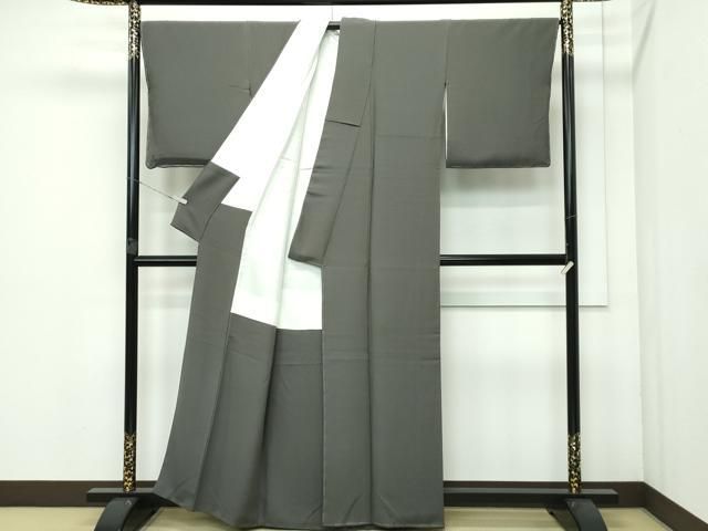 色無地 海松茶色