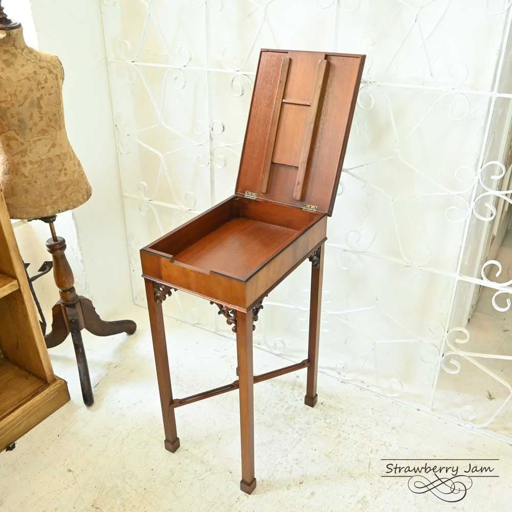 英国アンティーク木製サイドテーブル/オケージョナル机/飾り棚/花台(79-189 L3705-277 英国アンティーク クラシック サイドテーブル