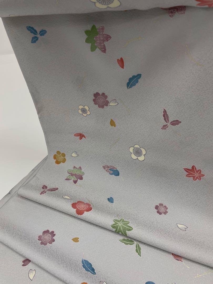 小紋 金彩 紋意匠 吹き寄せ柄 正絹 反物 - メルカリ