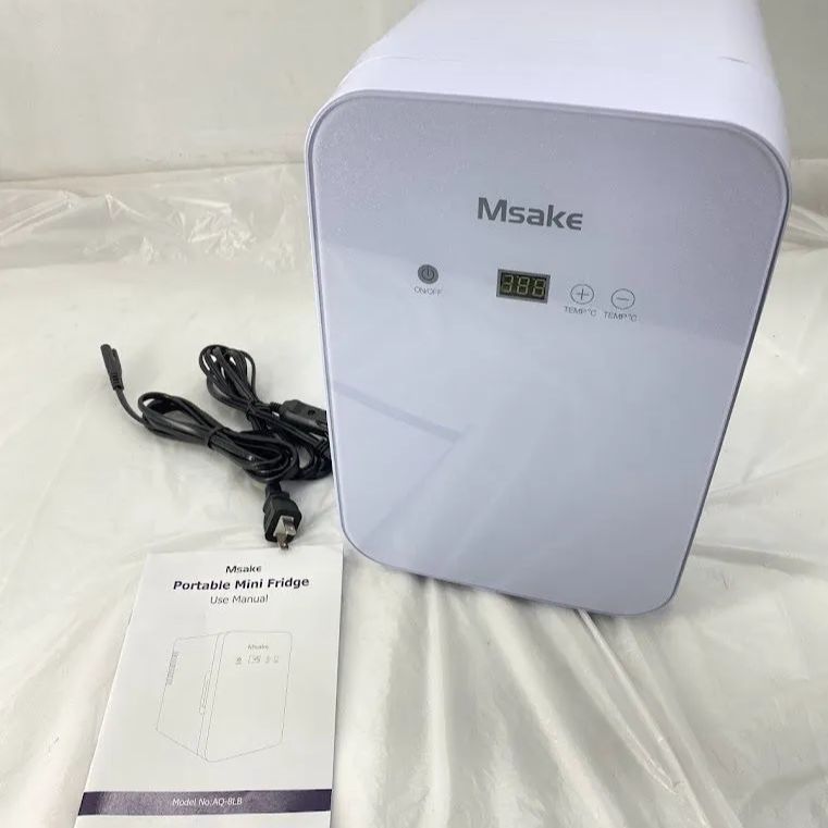 アウトレット】Msake ポータブルミニ冷蔵庫 車載 AQ-8LB ホワイト 0