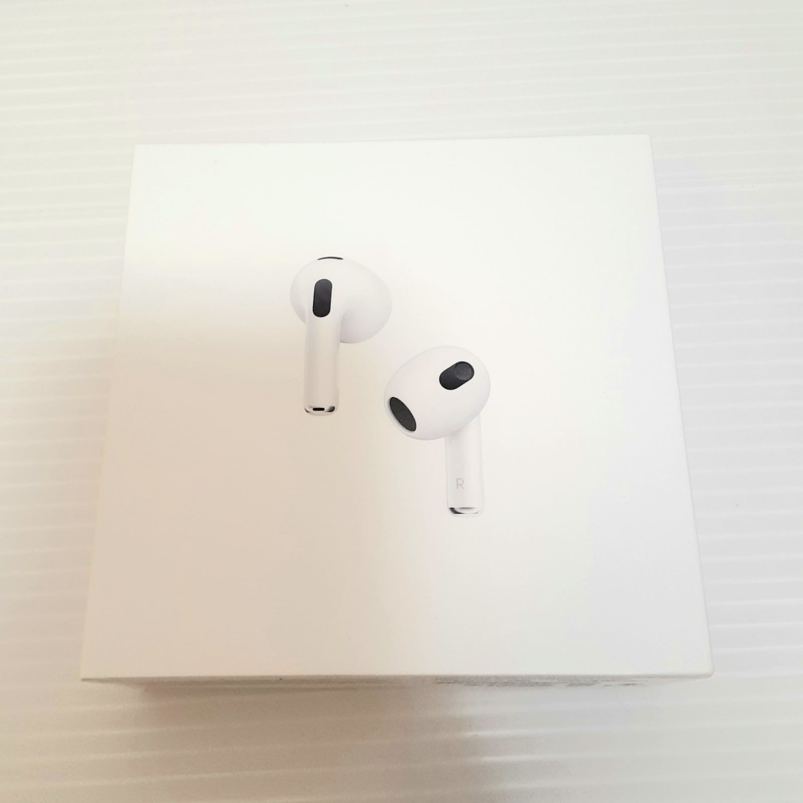 AirPods（第3世代）Magsafe充電ケース付き