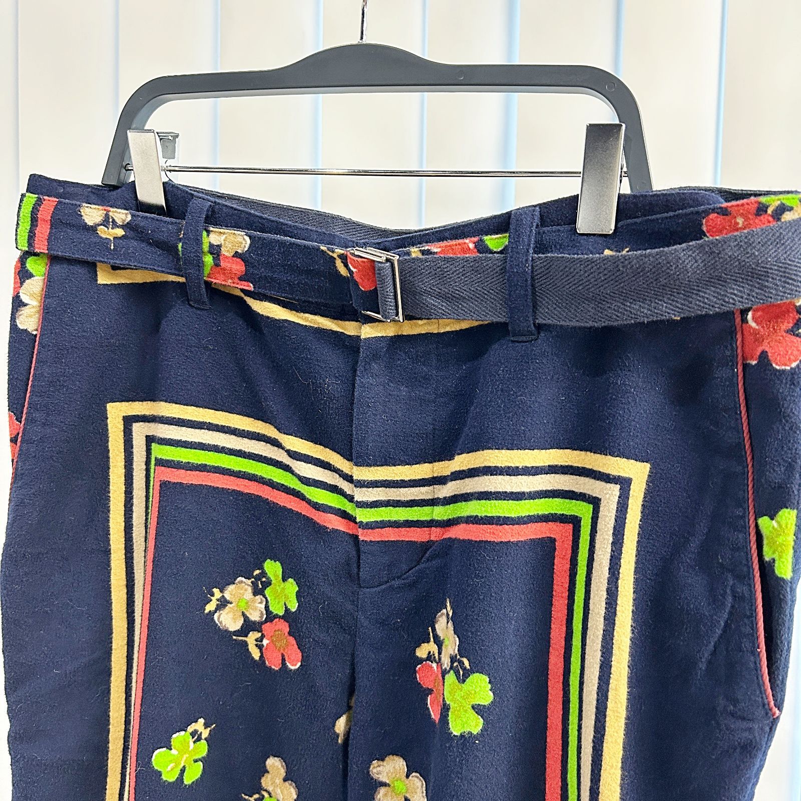 sacai サカイ フローラルプリント パンツ - メルカリ