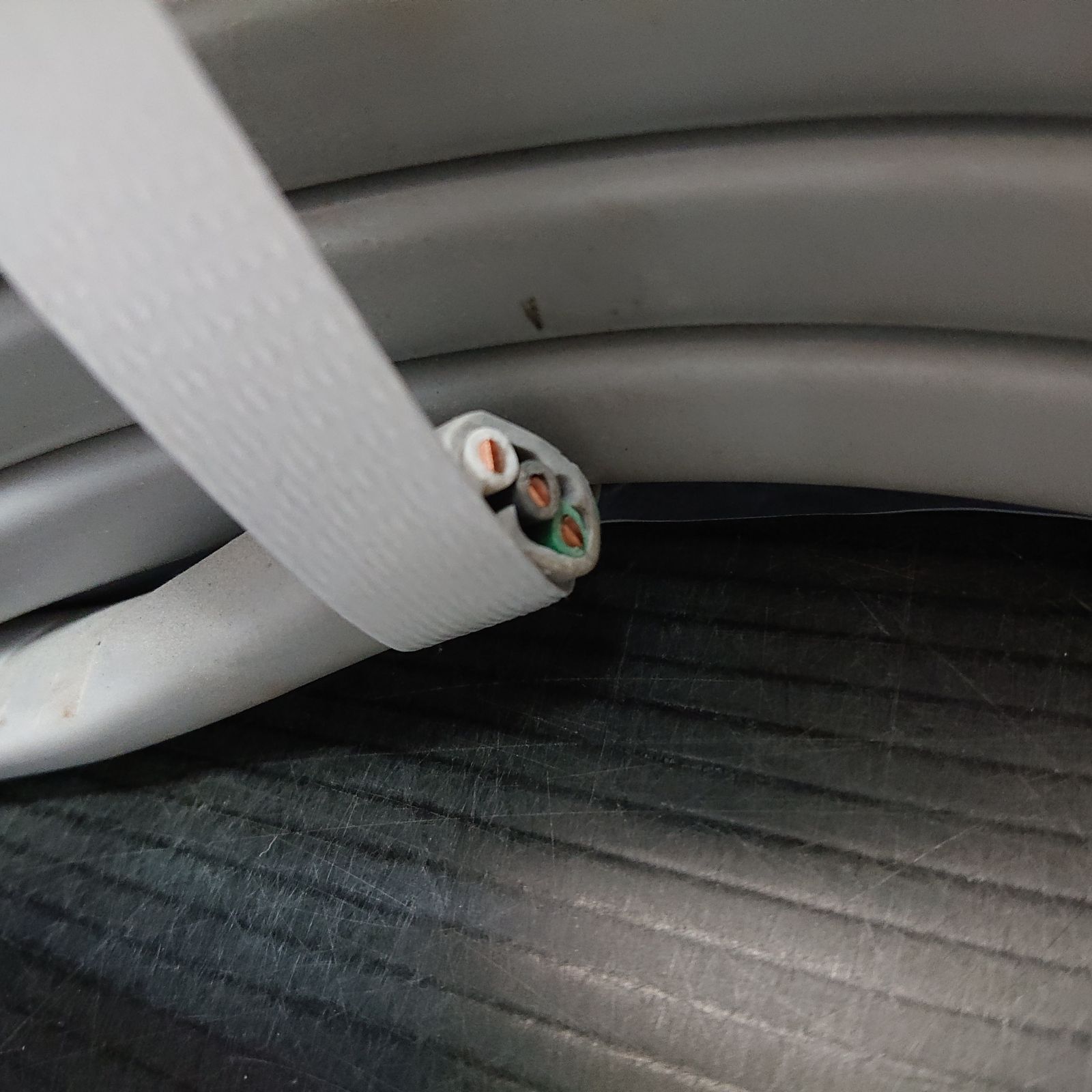 XS326》弥栄電線 VVFケーブル VA 3×2.6mm Gライン 鉛フリー 3芯 3C 灰 