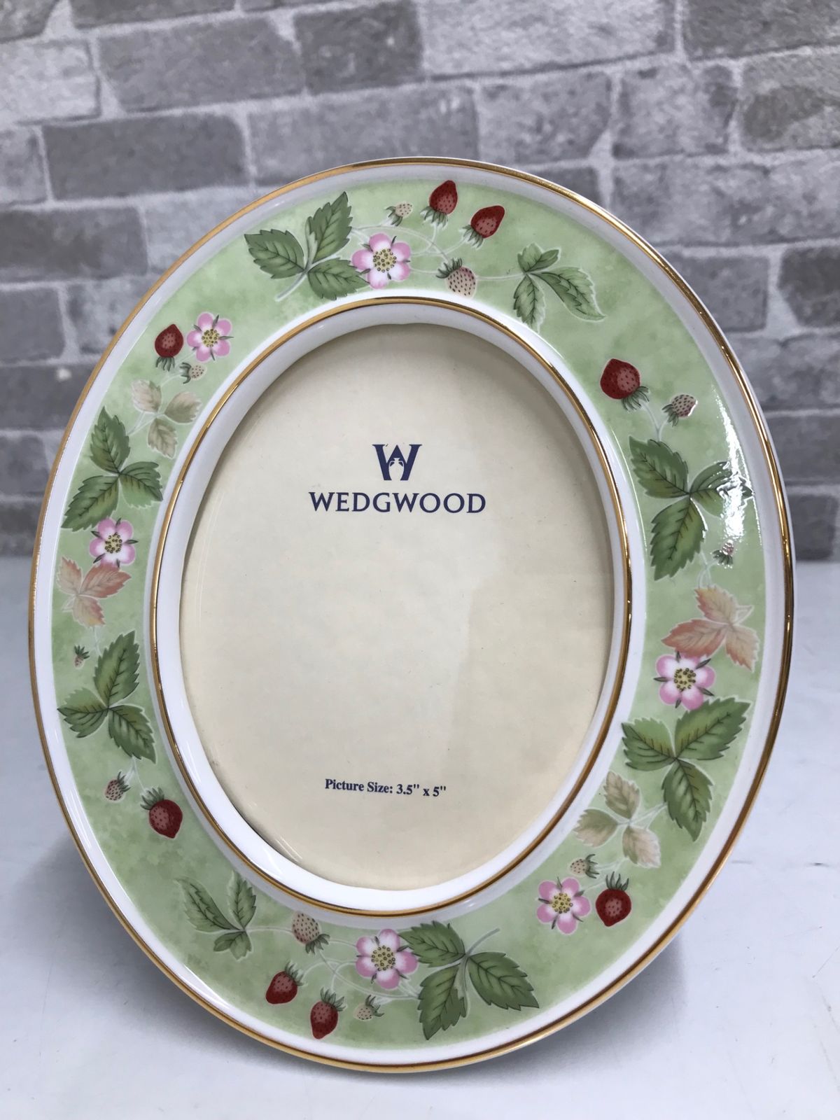 WEDGWOOD ウェッジウッド  ワイルドストロベリー フォトフレーム 写真立て