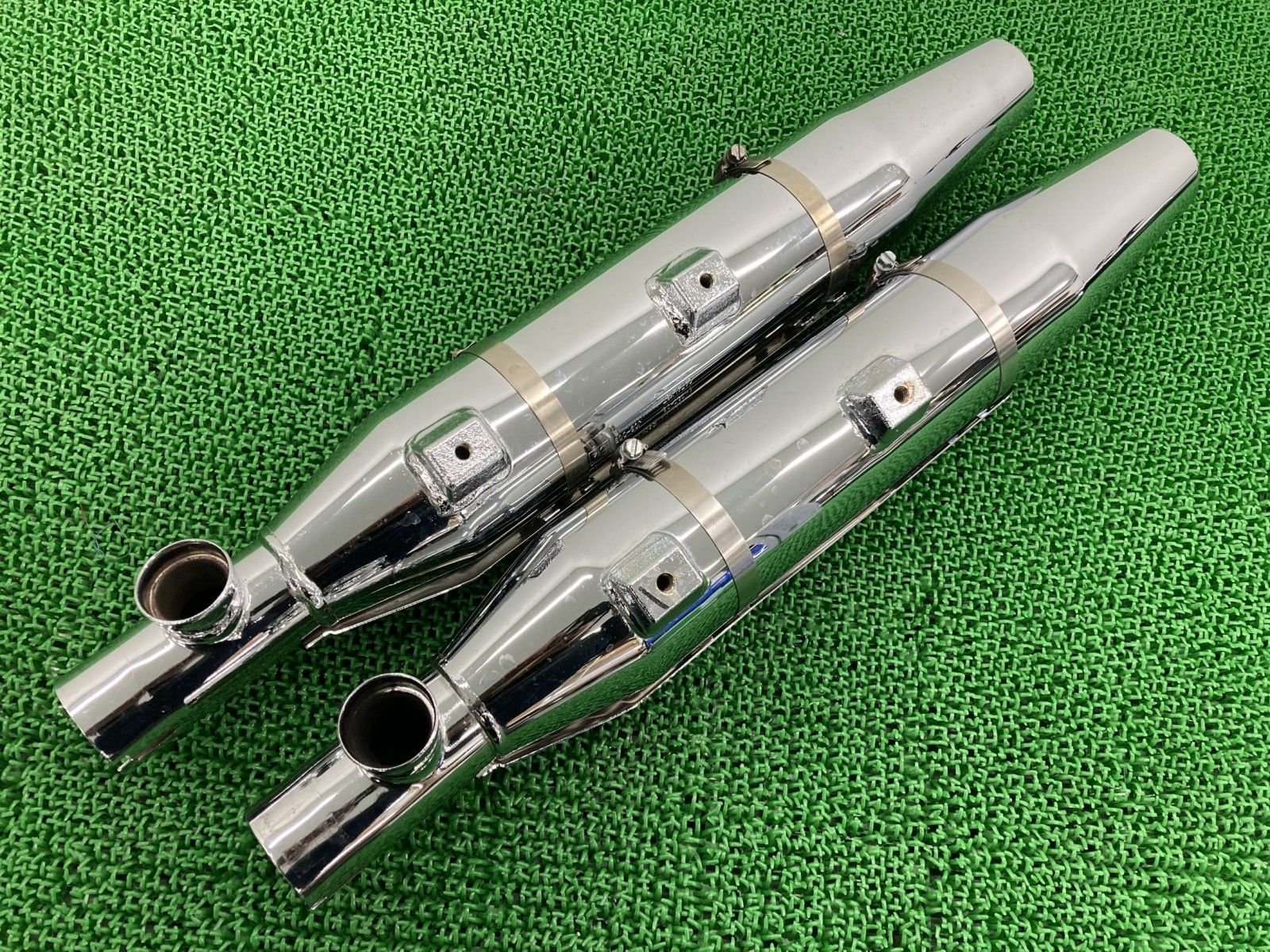 XL1200N サイレンサーマフラー 64737-09 ハーレー 純正 スポーツスター 