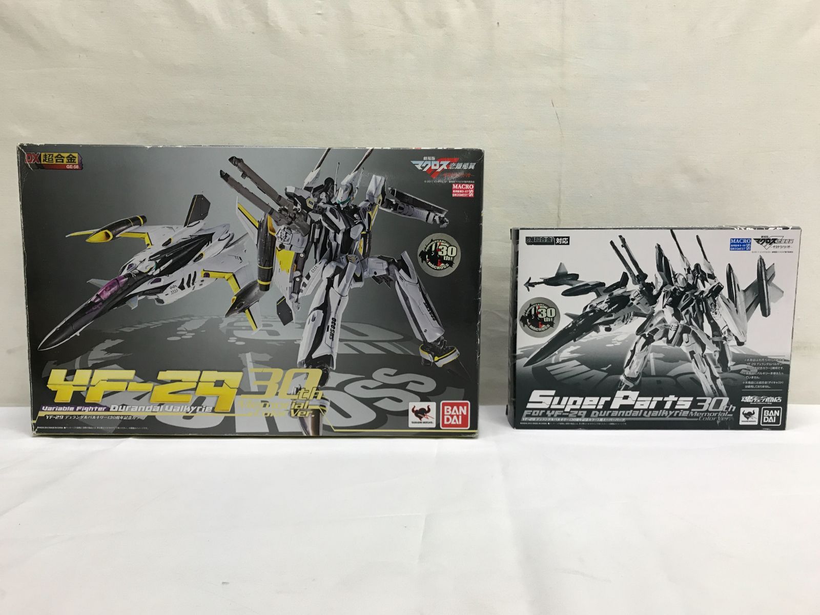 DX超合金 マクロス YF-29 30周年記念カラー バンダイ マクロスF DX超合金