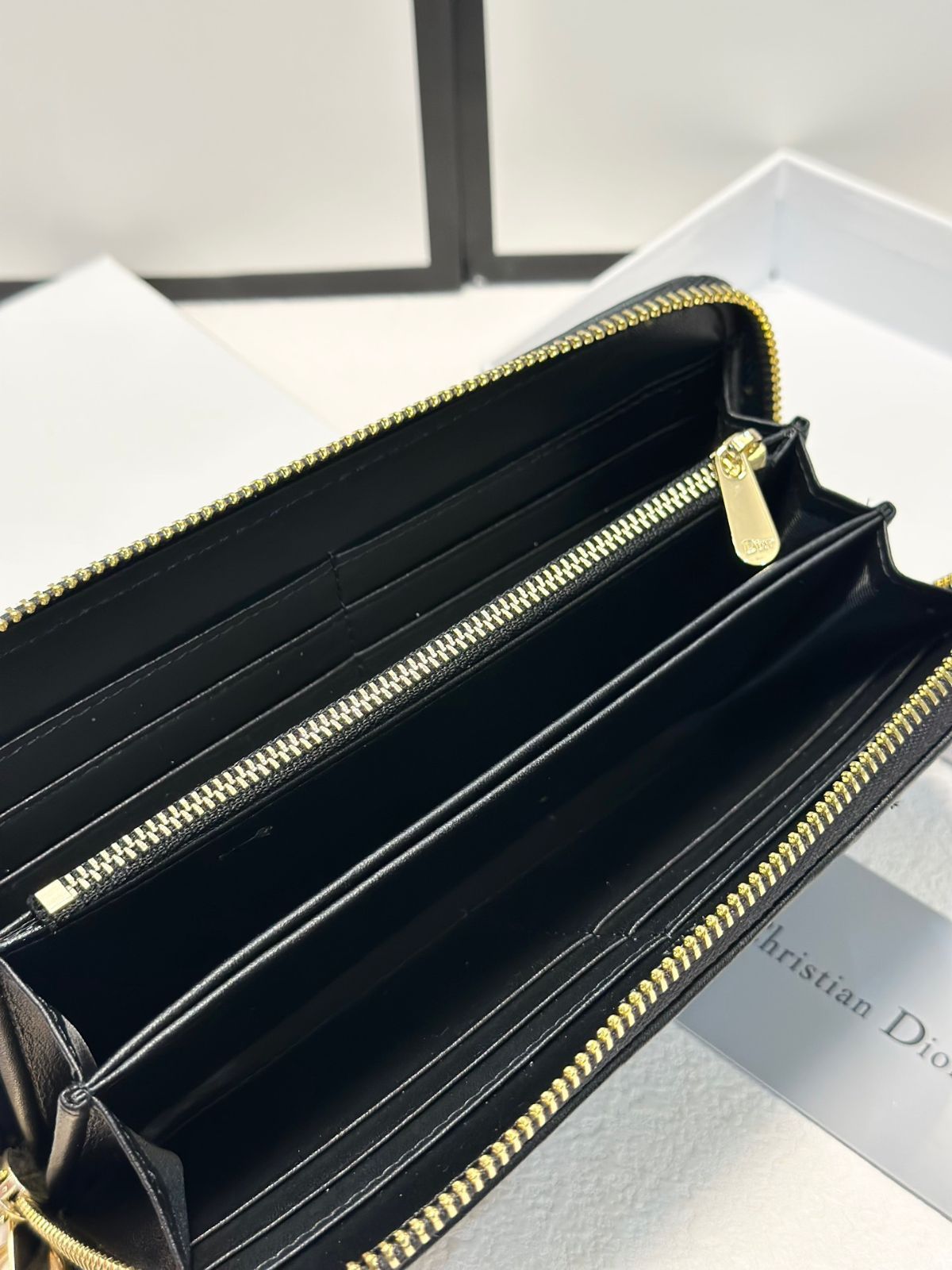DIOR 最新モデル