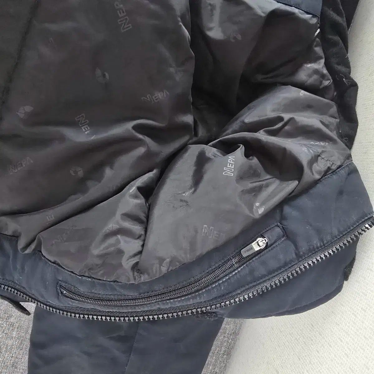 シルエット NEPA ネパ メンズ ネイビー ウィンドブレーカー ジャケット アウター 105 ファッションブログ