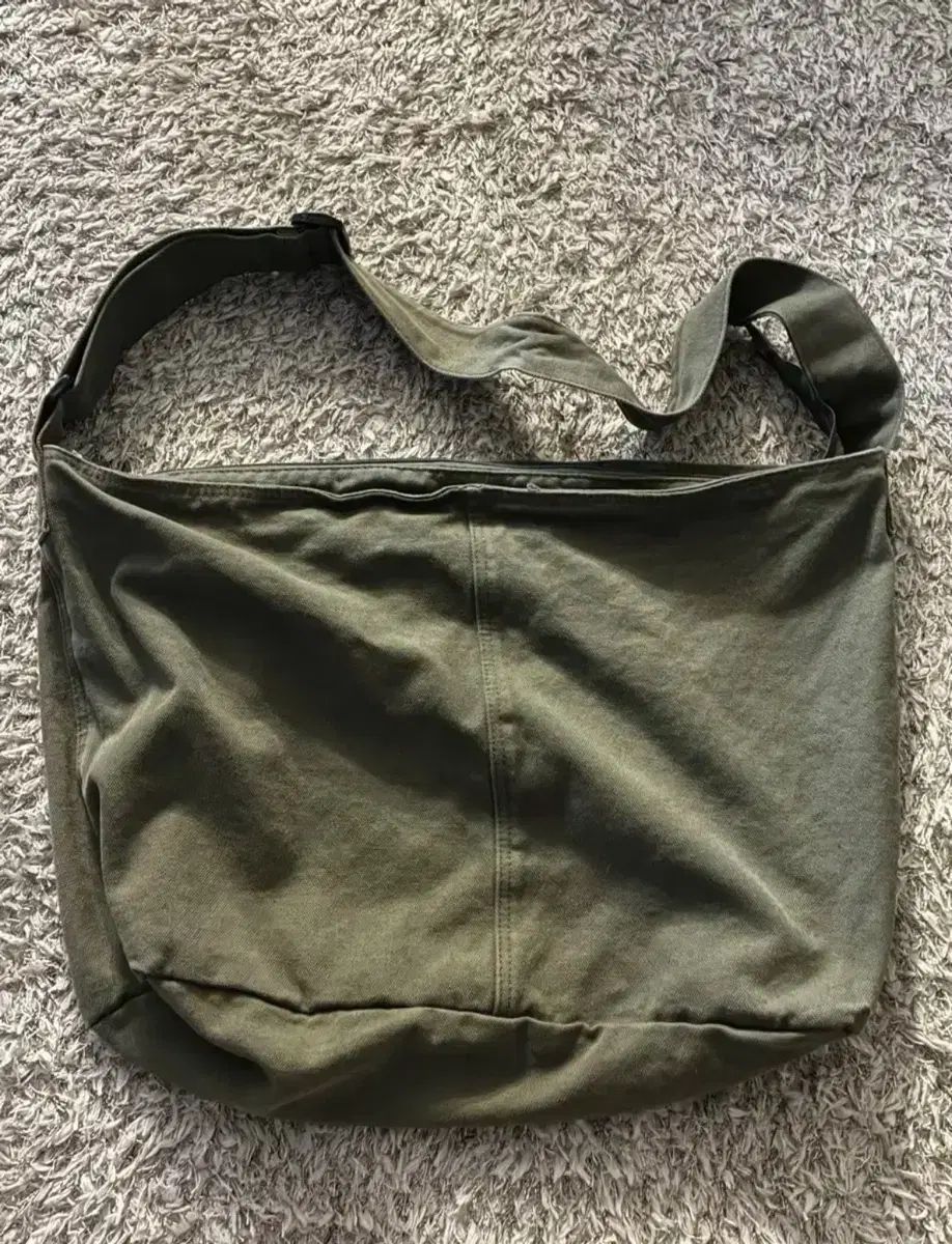 カーキ キャンバス クロスバッグ