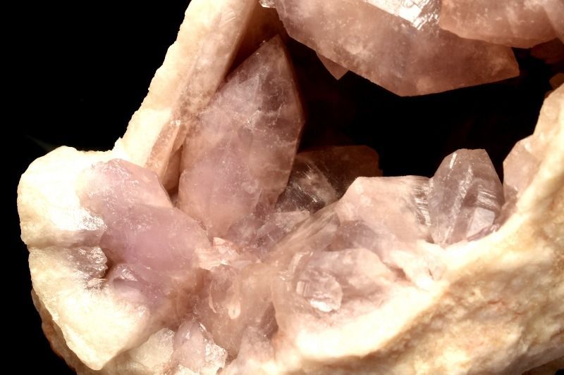 ピンクアメジスト 88x100x62mm