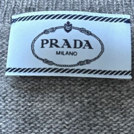 PRADA プラダ