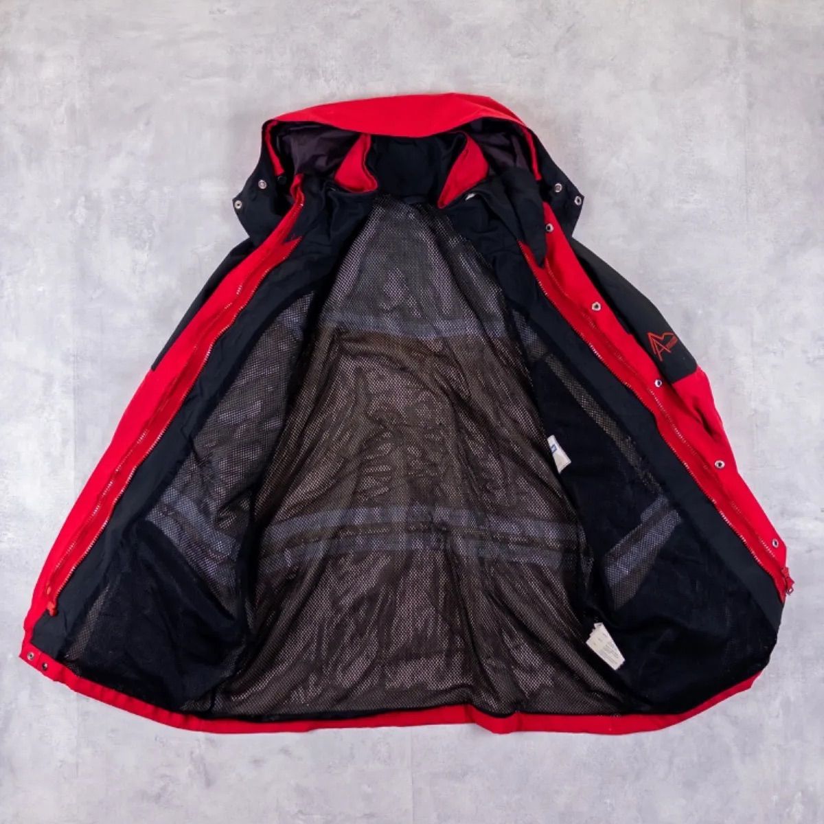 berghaus バーグハウス マウンテンパーカー ナイロンジャケット シェル 楽天市場】Berghaus バーグハウス ジャケット サイズ:14 00s