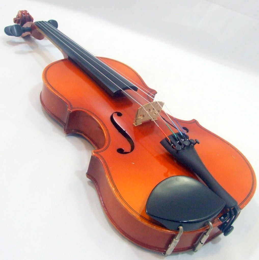♥大特価♥スズキバイオリン4/4 NO．4 　1952年製　大人用弓ケース松脂付 ♥大特価♥スズキバイオリン4/4 NO．4 1952年製 大人用弓ケース松脂付