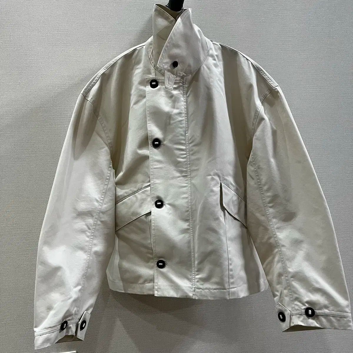 トニーウェク アイボリー ジャケット