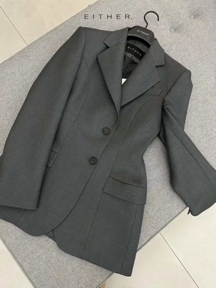 ウールシルク 砂時計ジャケット