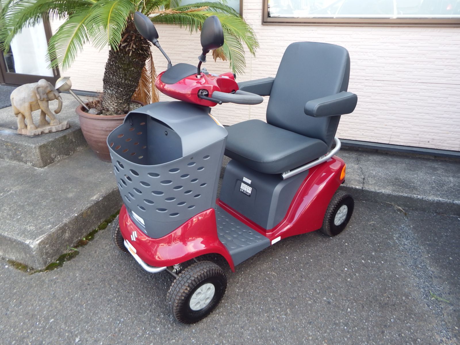 引取り セニアカー ET4DA スズキ 電動車いす 2025年製 シニアカー S0905