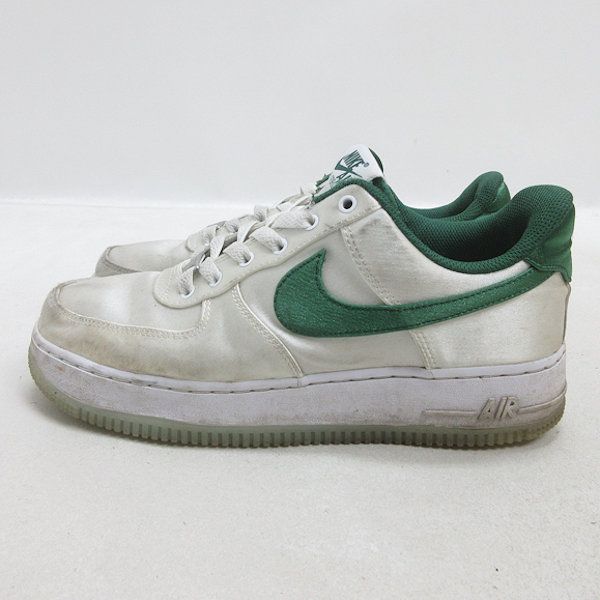 Q□【24.5cm】ナイキ/NIKE エアフォースワンAIR FORCE1 07