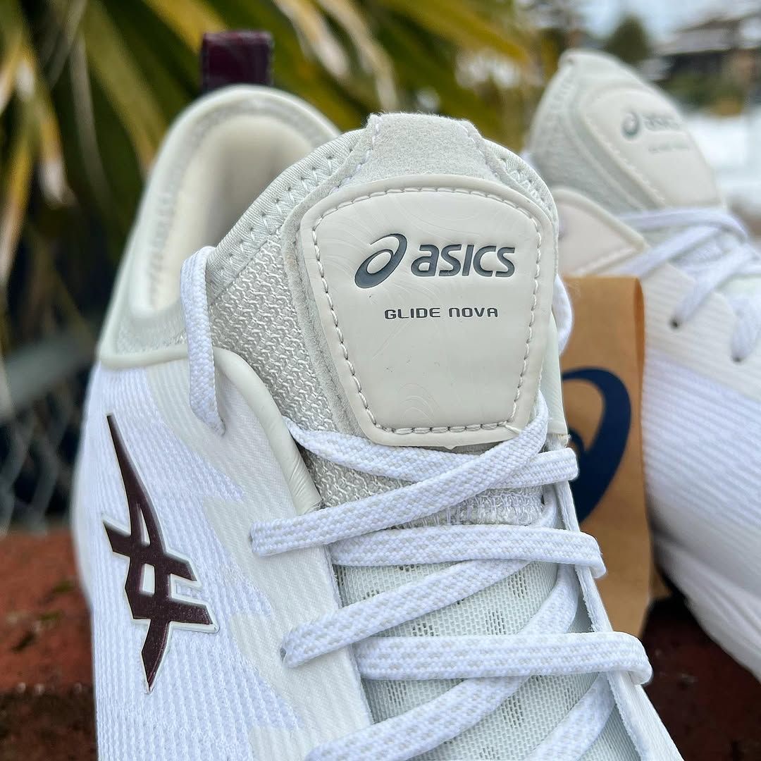 ASICS GLIDE NOVA FF 2 アシックス グライドノヴァ バッシュ