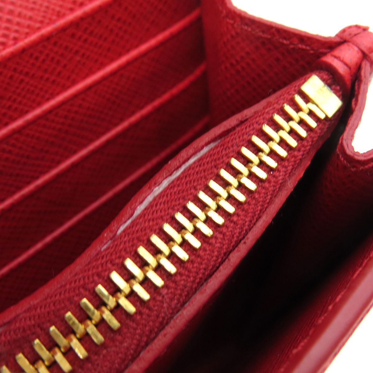 プラダ PRADA 長財布 カイエ ウォレット サフィアーノレザー FUOCO  