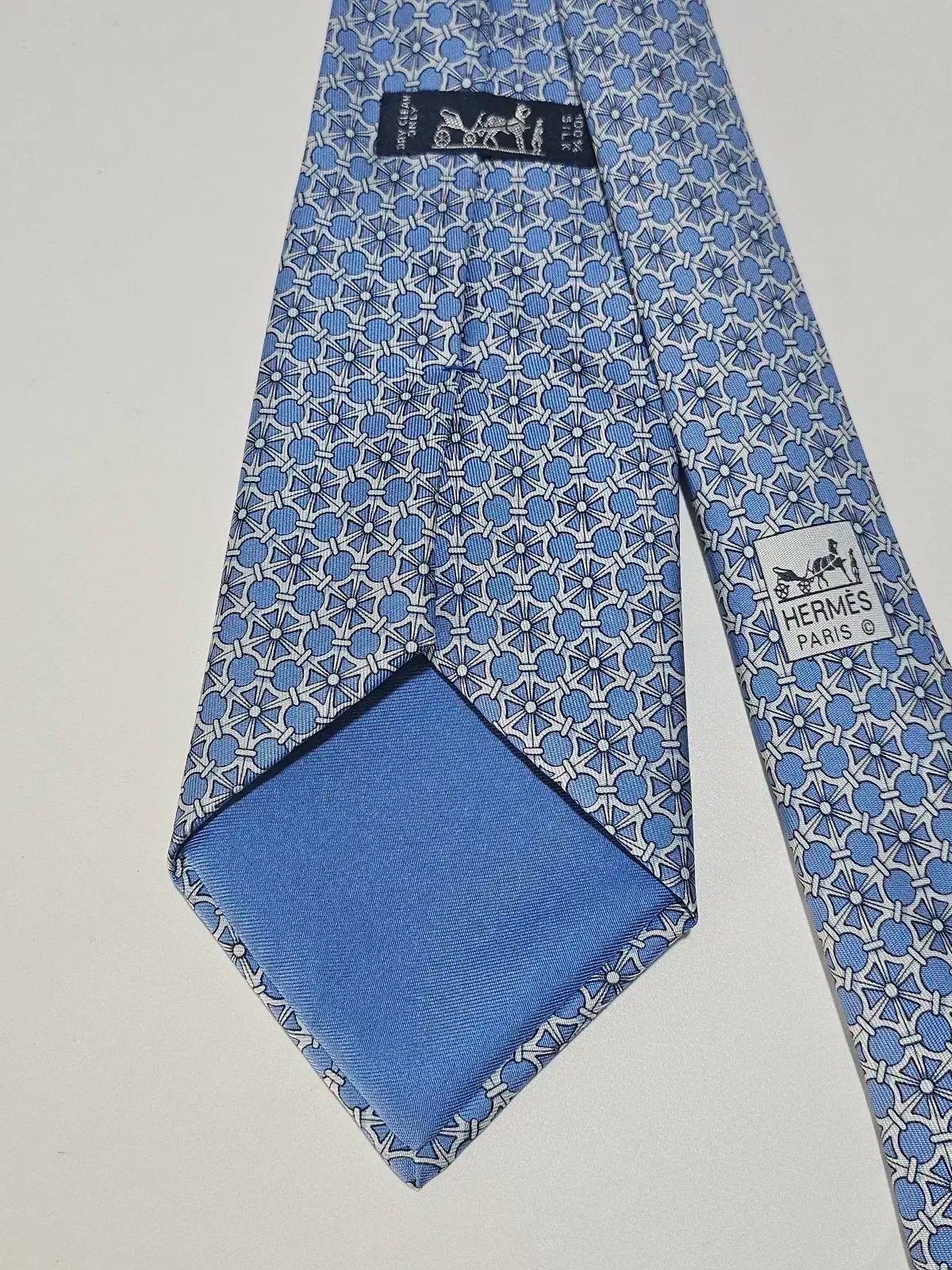 HERMES ネイビー ネクタイ H柄 H刺繍 ジャガード