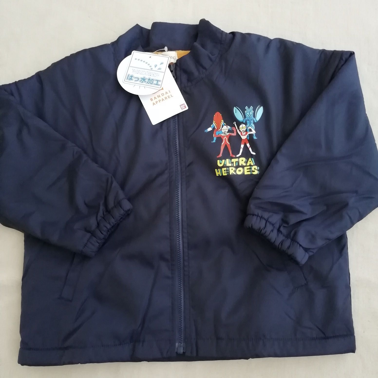 FUNOFANO　ウルトラヒーローズ ウルトラマン 撥水加工ウィンドブレーカー 裏フリース ER9499