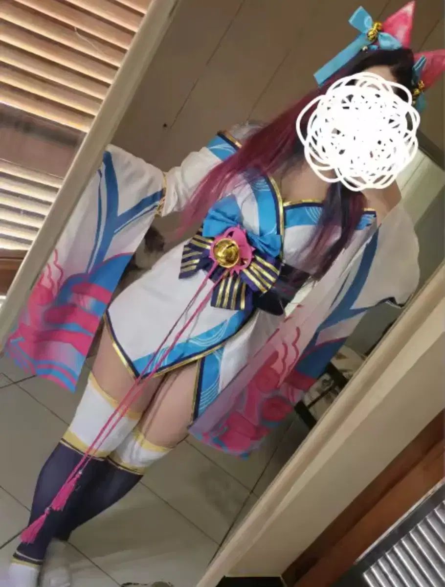 卍