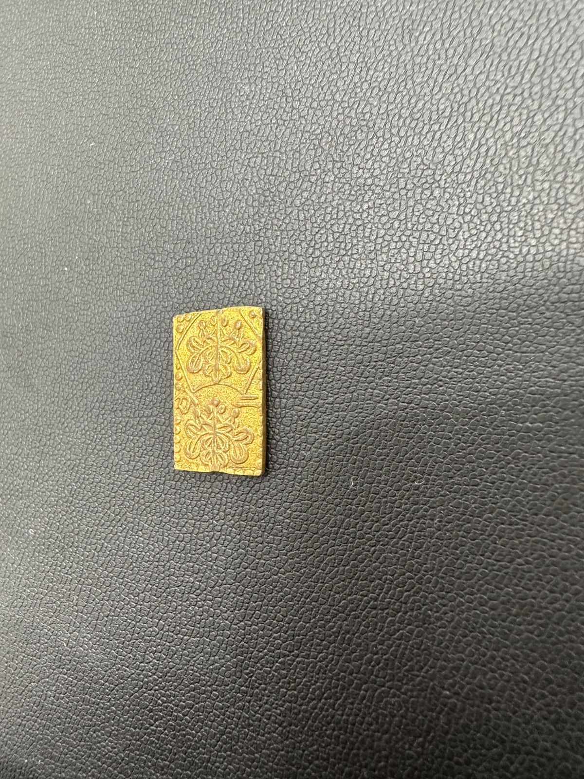 明治二分判金 明治二分判金 重さ 約3.05g 明治二分判