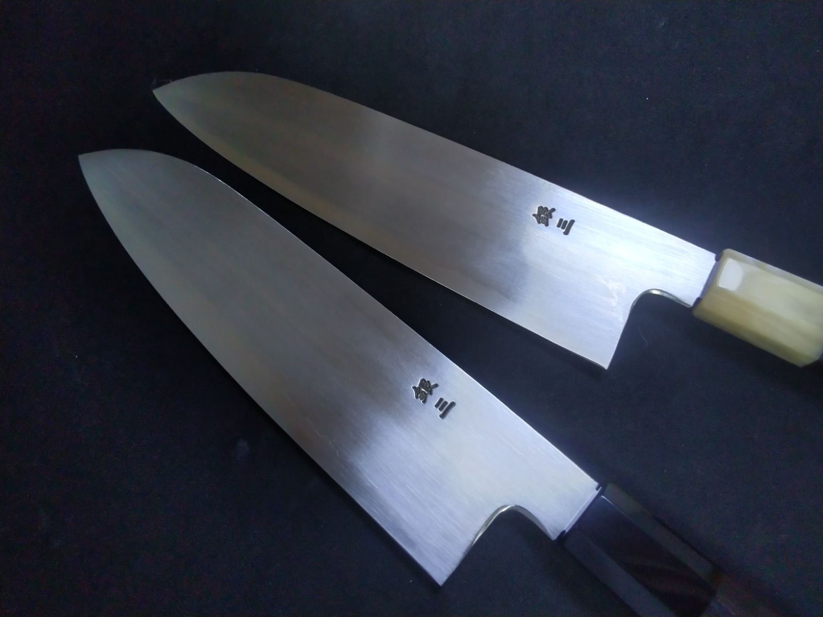 城山刃物製作所 堺業務用刃物メーカー直売 三徳包丁 銀三鋼 木戸仕上げ 黒檀八角水牛柄 口輪水牛白黒選択可