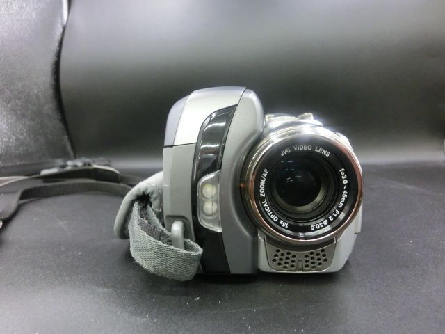 【美品】JVC Everio GZ-E117-Wエブリオ デジタルビデオカメラ JVC (ジェイブイシー) デジタルビデオカメラ Everio GZ-E117
