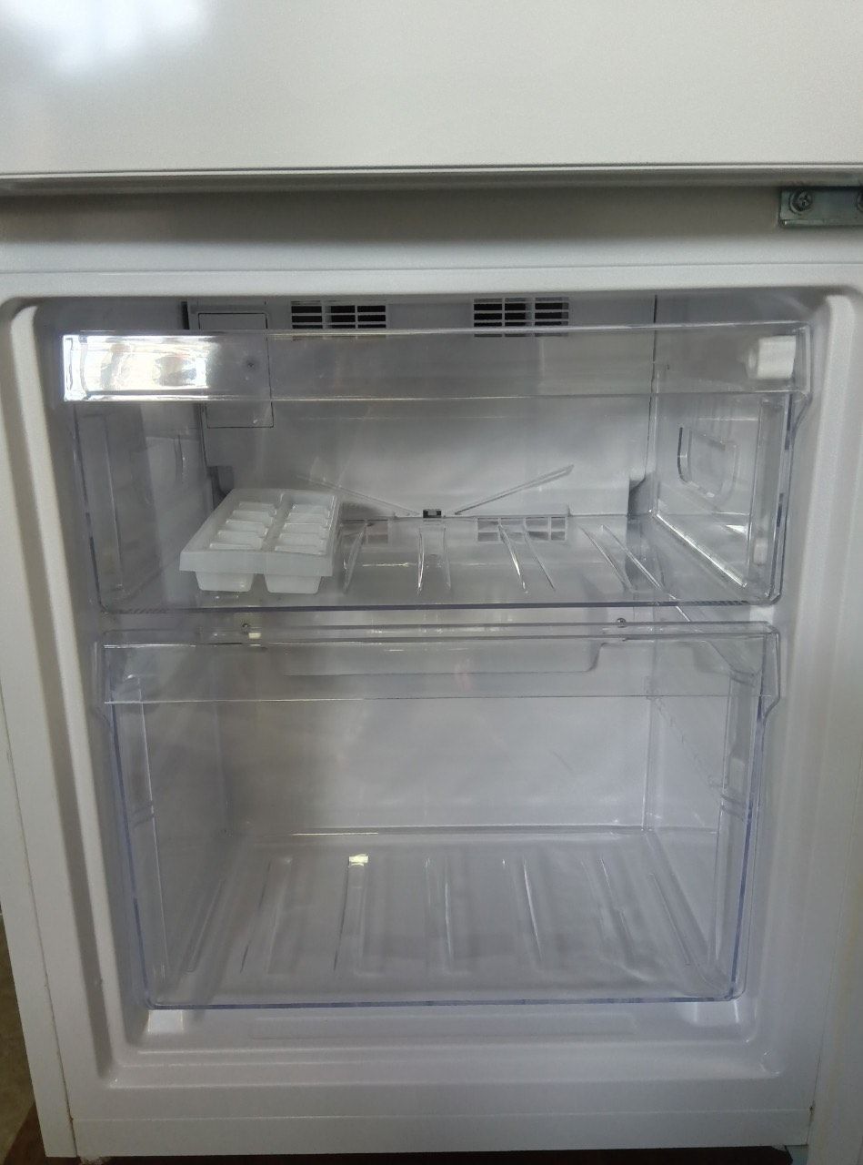 高年式 美品】大阪送料無料☆3か月保障付き☆冷蔵庫☆2023年☆ニトリ