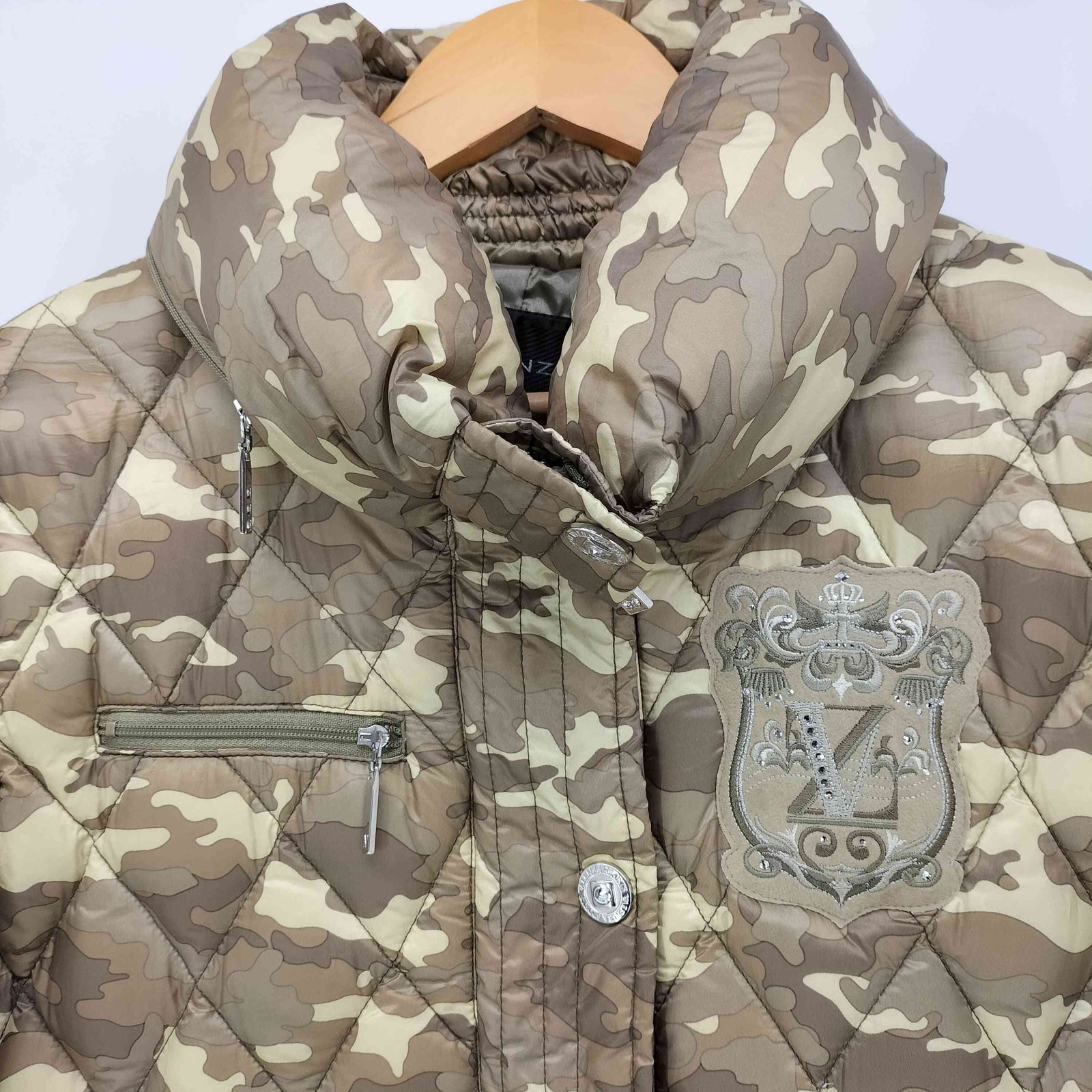 バレンザポースポーツ VALENZA PO SPORTS ワッペンカモ柄ダウン 