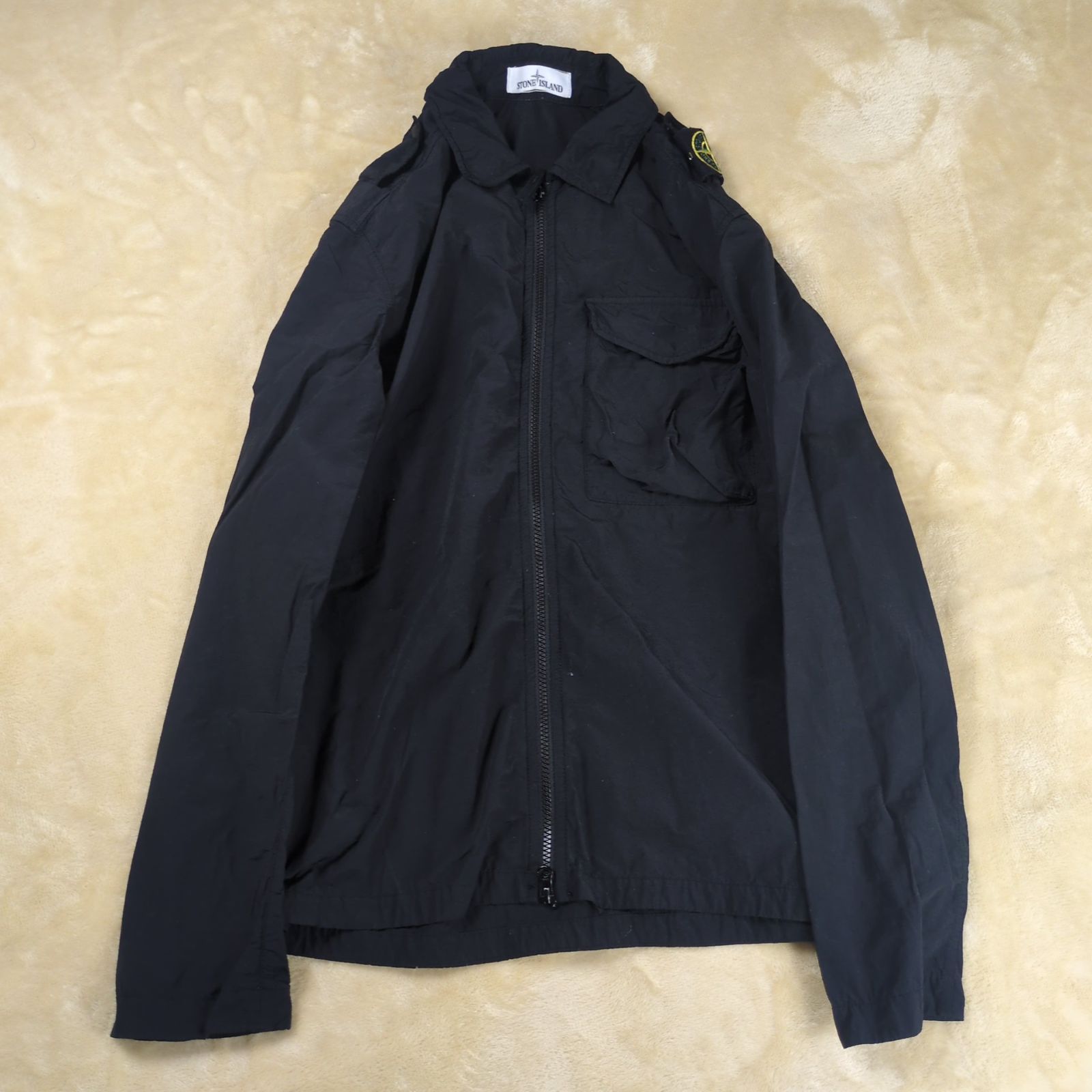 希少】STONE ISLAND Naslan Light ナイロンジャケット - メルカリ