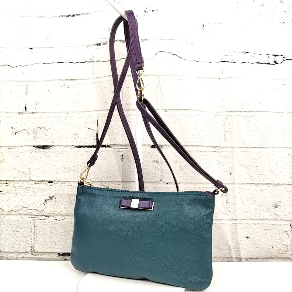 極美品 未使用級 フルラ 2way ショルダーバッグ リンダ レザー