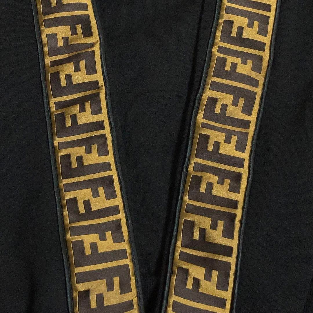 あんしん鑑定対応】フェンディ 袖ロゴ パーカー FFロゴ 美品 M - メルカリ 