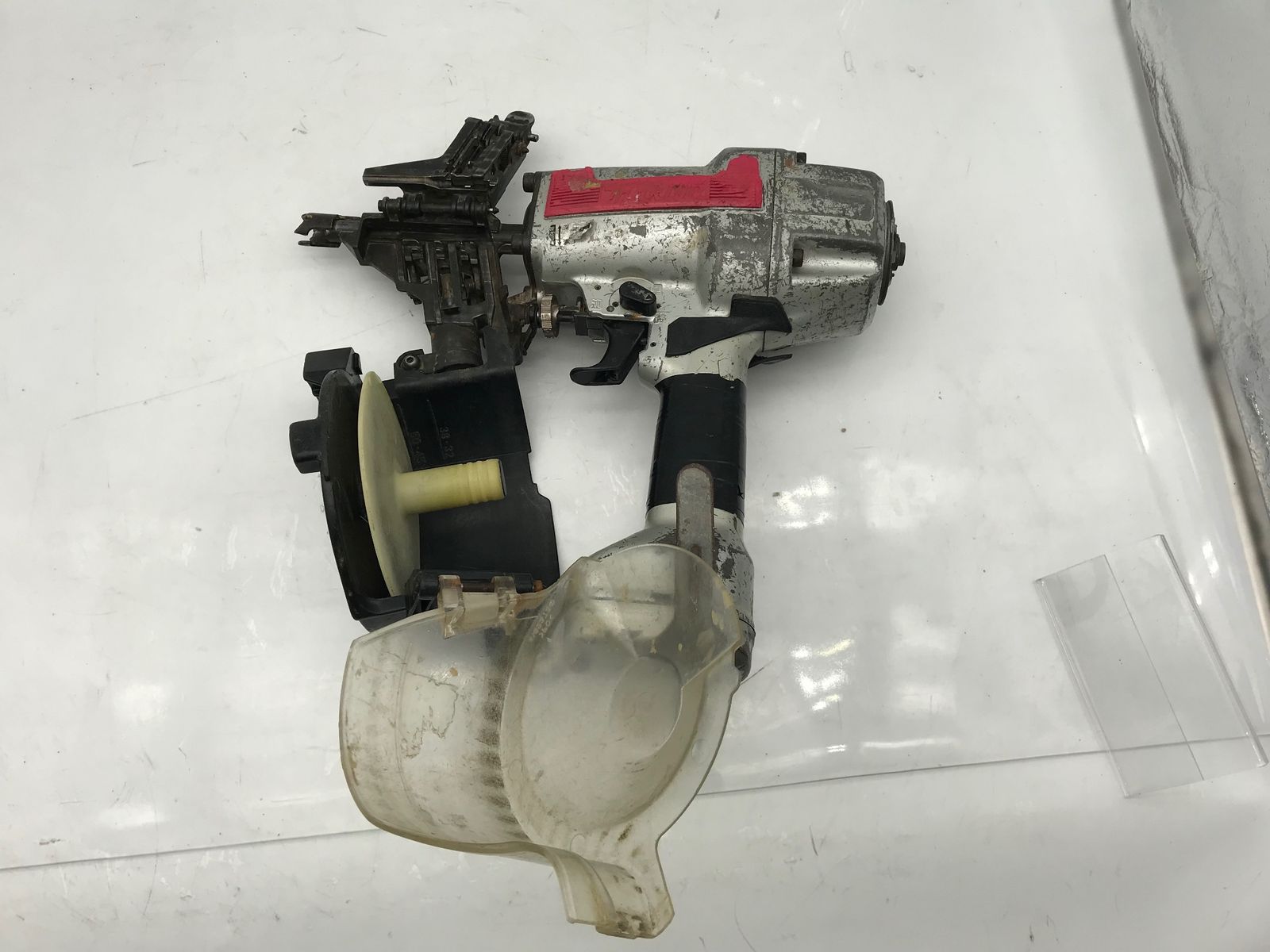 Makita|マキタ 65mmエア釘打