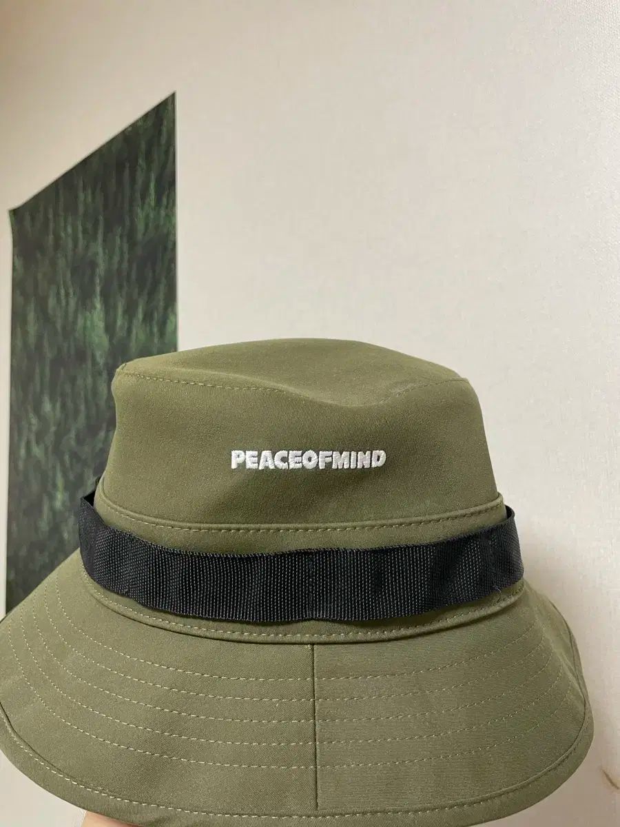 モンクレール バケットハット M オリーブ