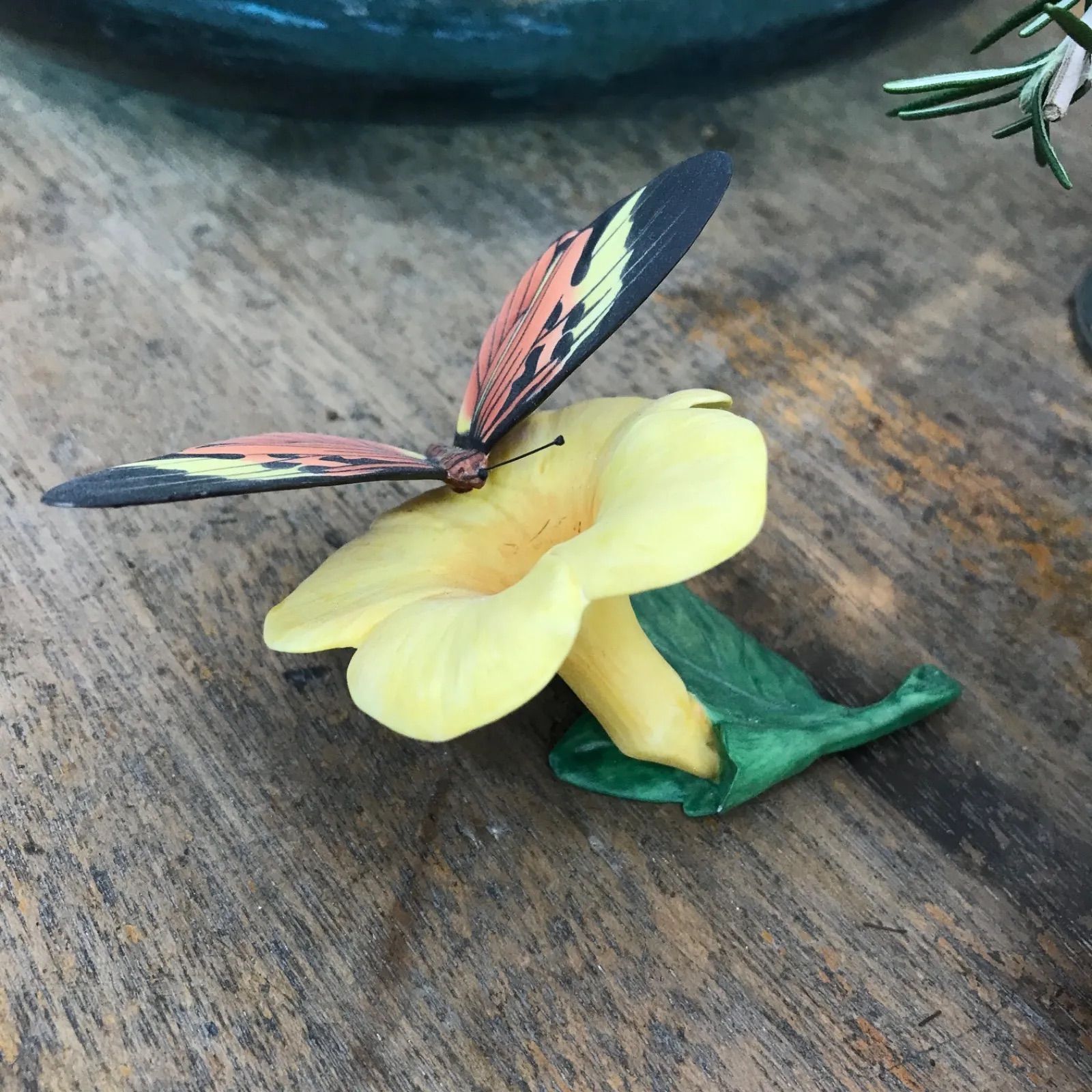 2体セット フランクリンミント製 陶器 蝶々 置物 まとめ No.1 - メルカリ