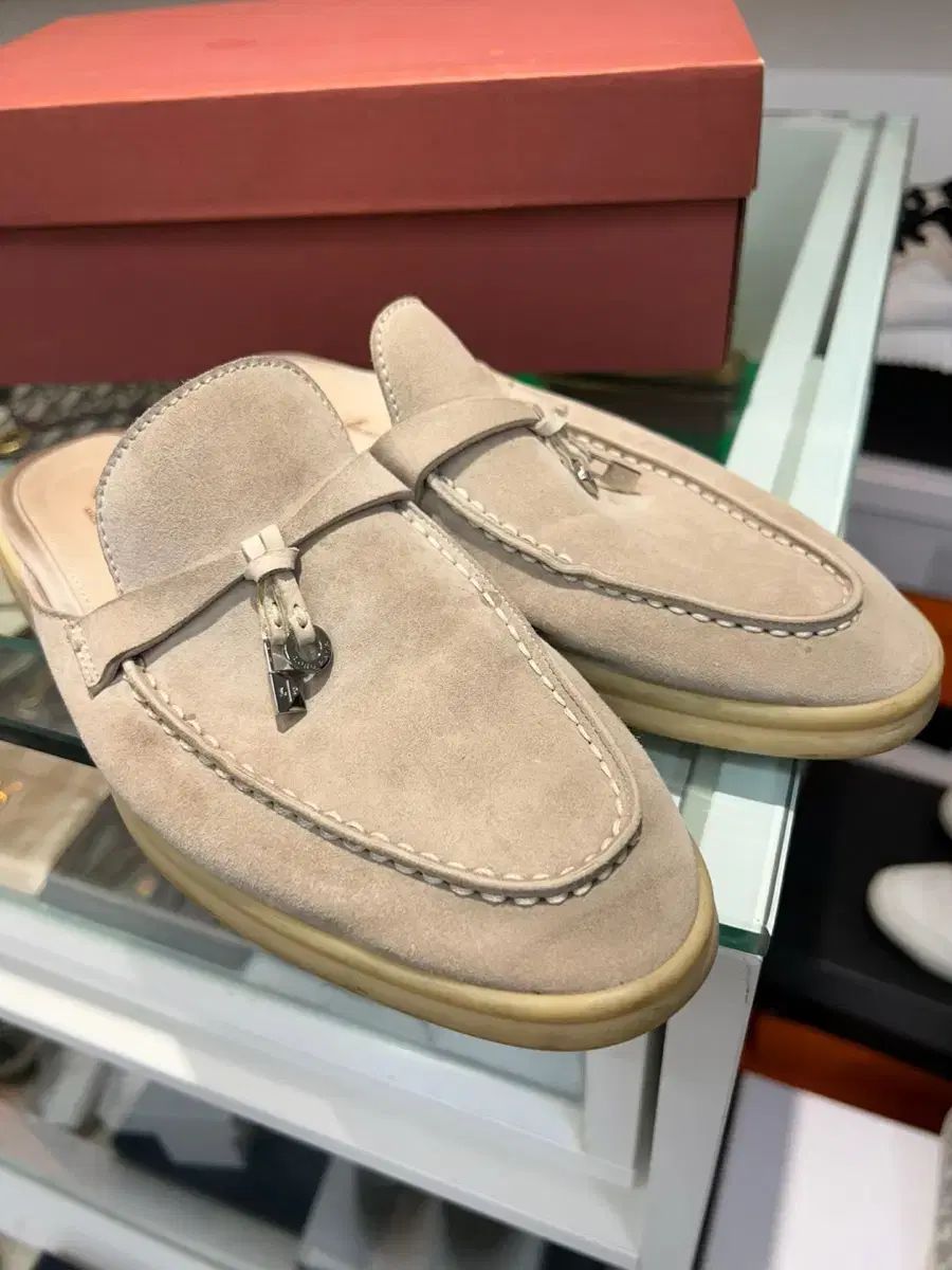 38 ） Loro Piana(ロロ・ピアーナ) チャームワーク バブーシュ