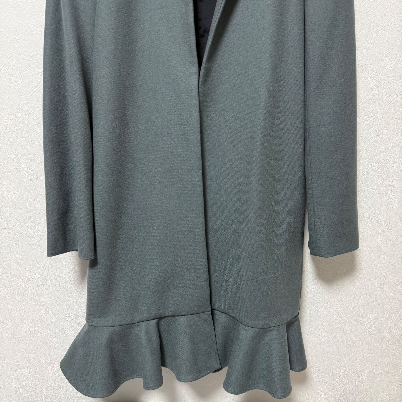 ヨーコチャン ノーカラーコート 裾フリル 限定色 ケリー - メルカリ